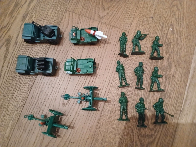 Soldatini Marines Jeep cannoni