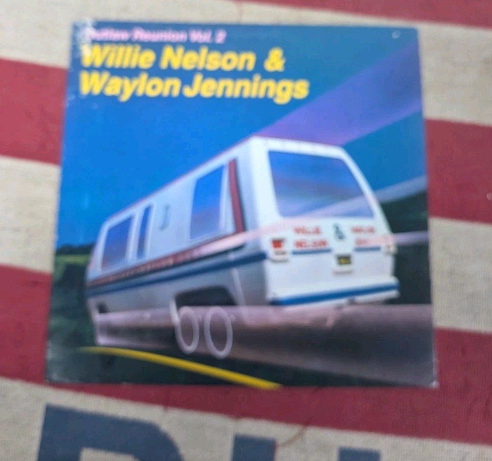 Willie Nelson & Waylon Jennings - Outlaw Reunion Vol. 2 Vinyl LP