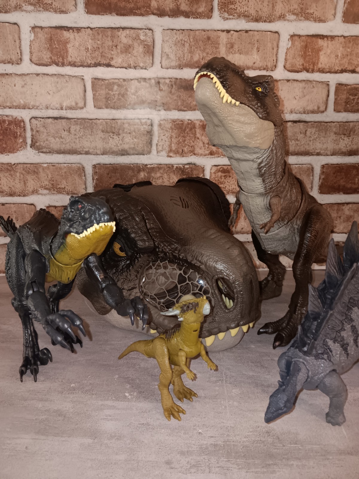 Mattel Jurassic World Dinosauro Action Figure Interattivo Misto Dino Giocattolo Lotto Maschera