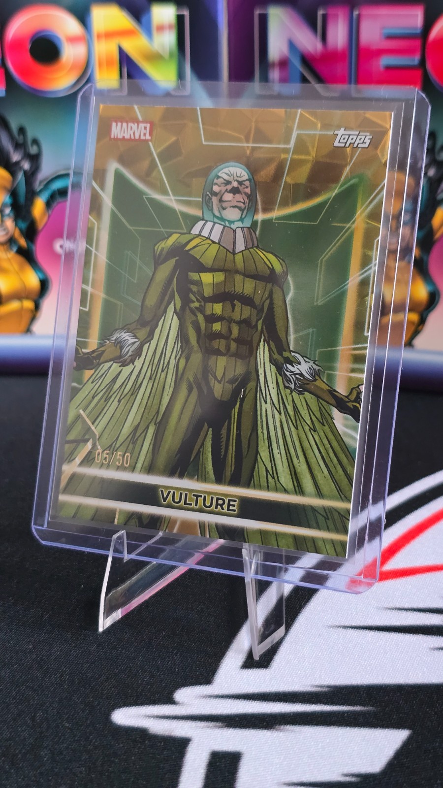 2026 Topps Marvel Neon Vulture Gold Parallel /50 #104 Spider-Man Villain