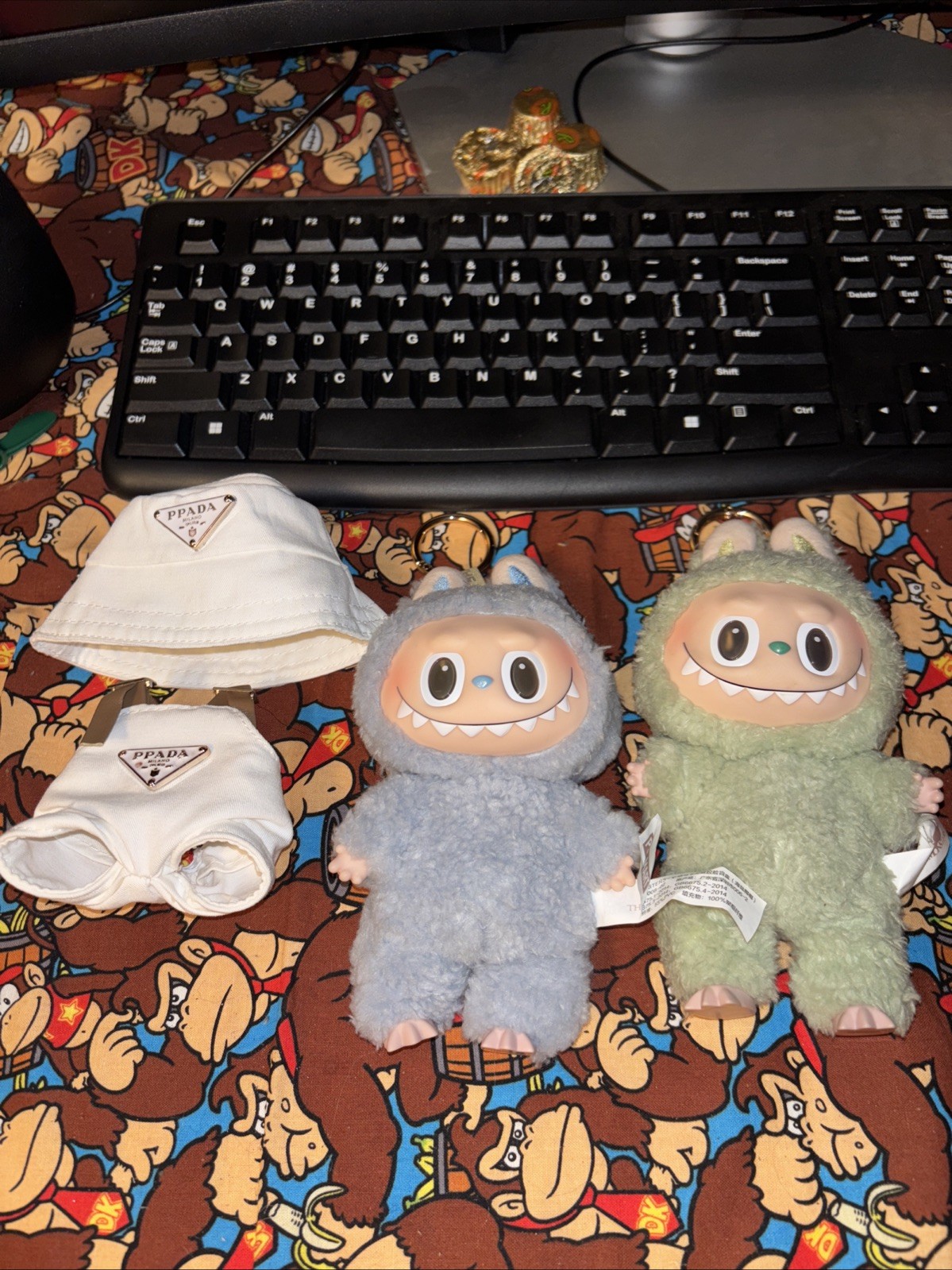 Lotto di 2 portachiavi peluche Pop Mart The Monsters Labubu blu polvere e verde chiaro