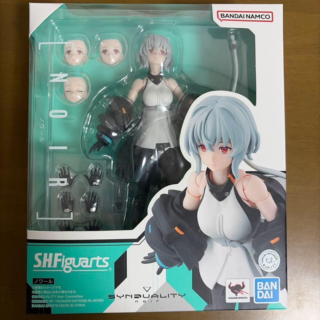 Modellino S.H.Figuarts SYNDUALITY Noir Fig con Kanata Pack Nero