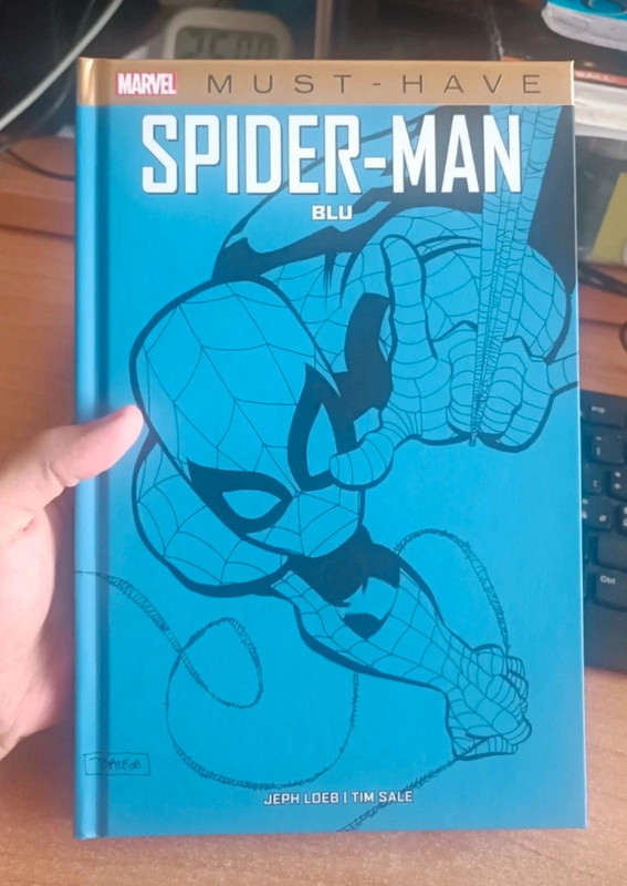 Spiderman blu must have