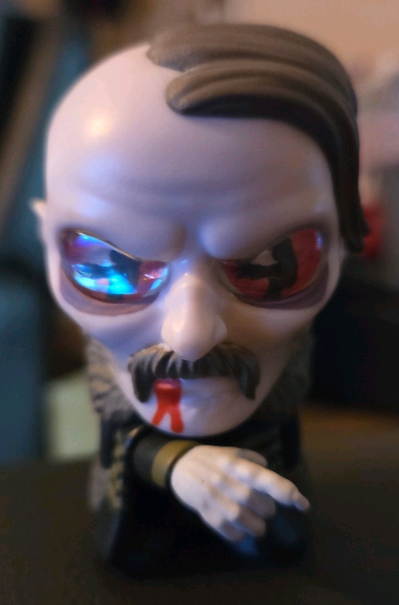 Tiny Nightmares Terrif-Eyes Series 3 Figure Nosferatu, Open Box