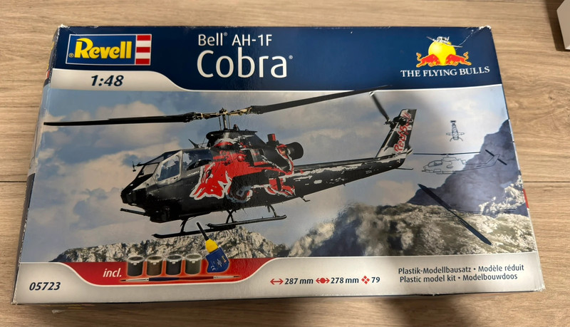 Revell 1/48 05723 Bell AH-1F Cobra The Flying Bulls Red Bull