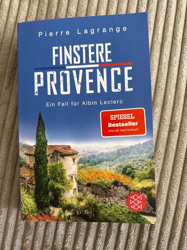 Finstere Provence - Pierre Lagrange