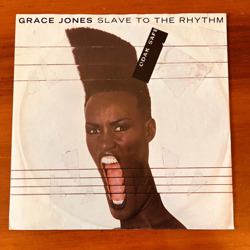 Grace Jones - Slave to the Rhythm