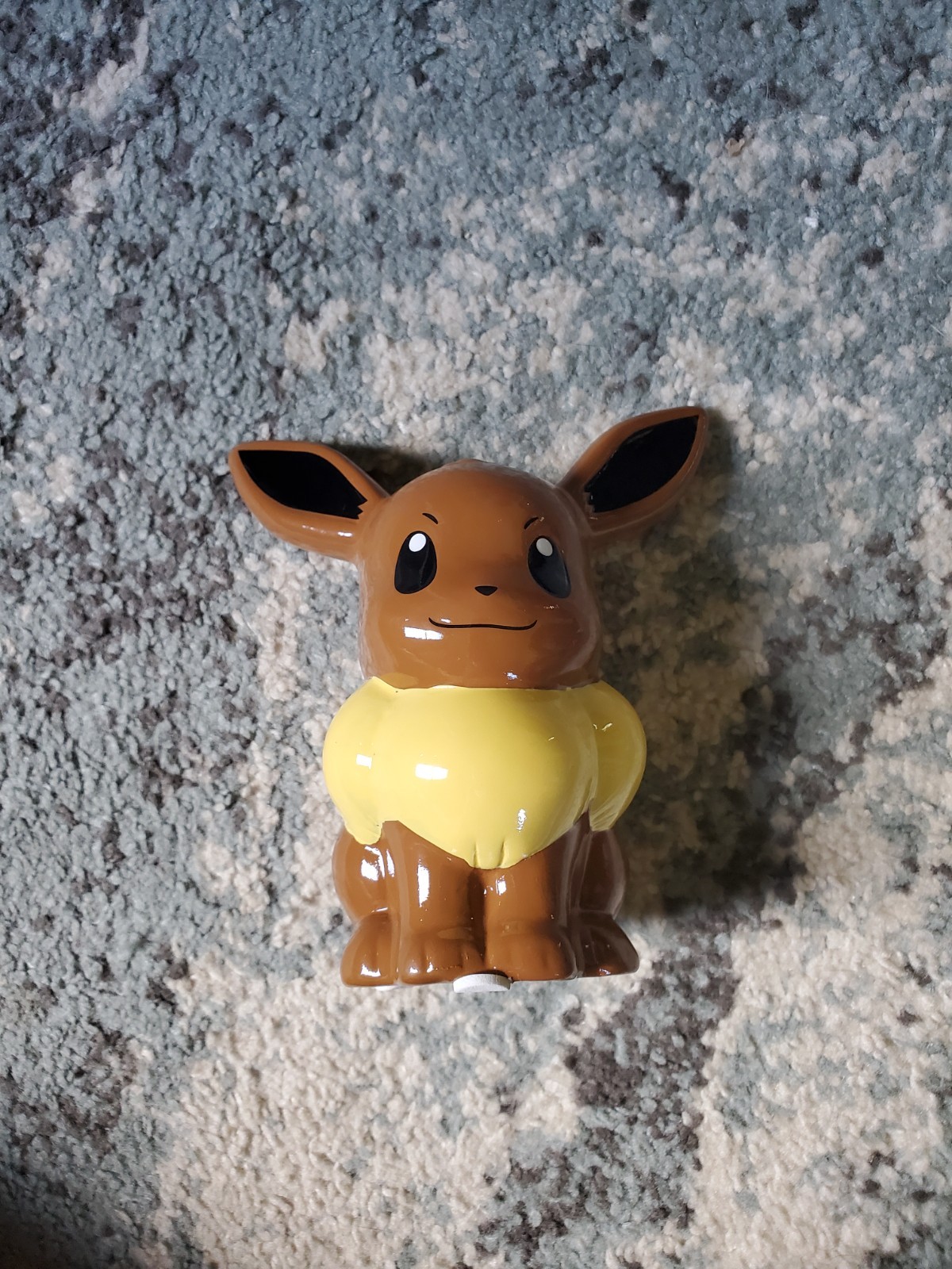 Official Pokémon Company Licensed Ceramic Eevee Coin Bank ( 2016) New w/Plug!