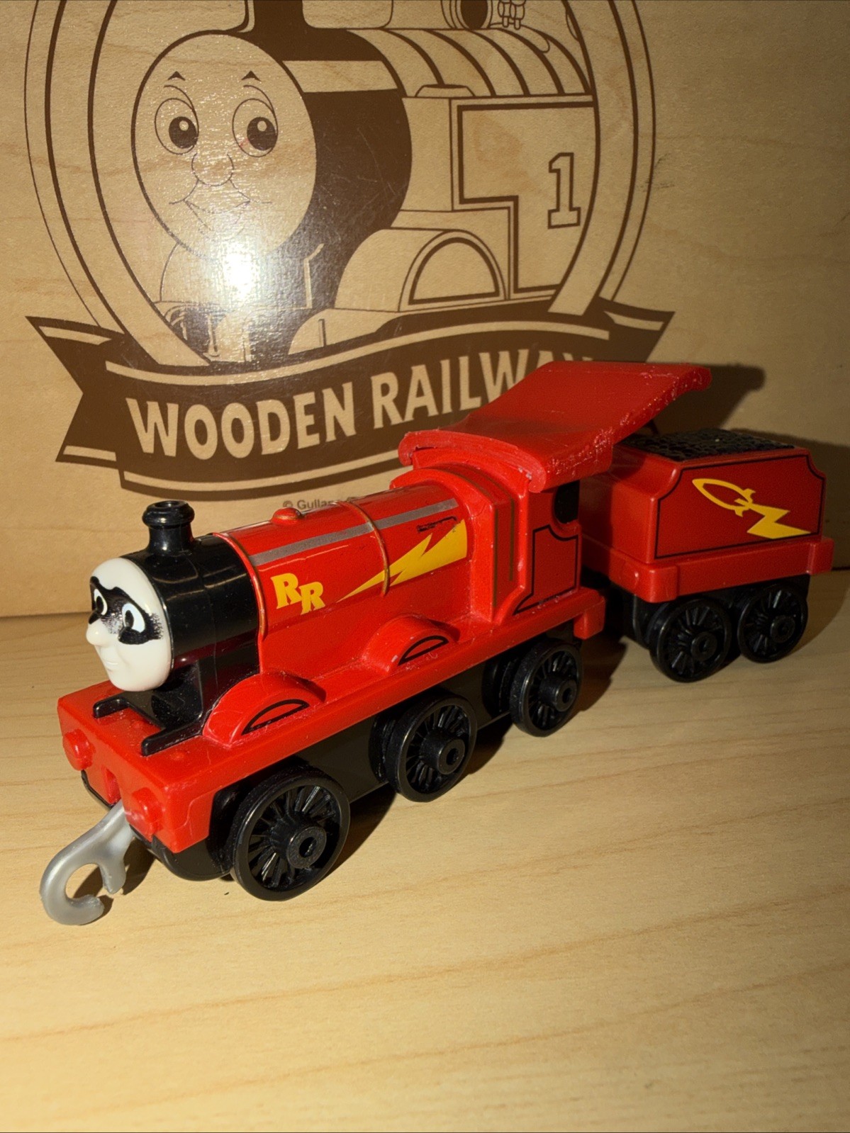 RAIL ROCKET JAMES! THOMAS FRIENDS TRAIN Trackmaster Push Along DIECAST * Leggi