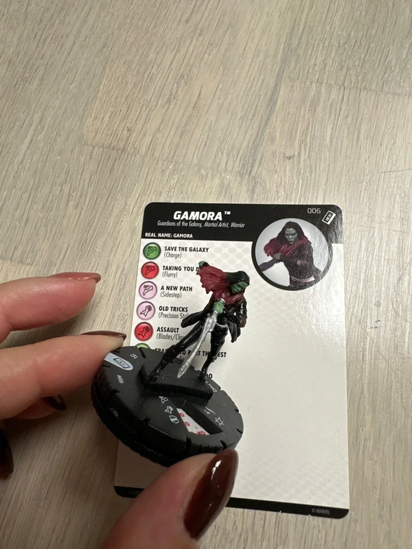 Marvel HeroClix - Gamora #006 (Guardians of the Galaxy Movie) con Carta