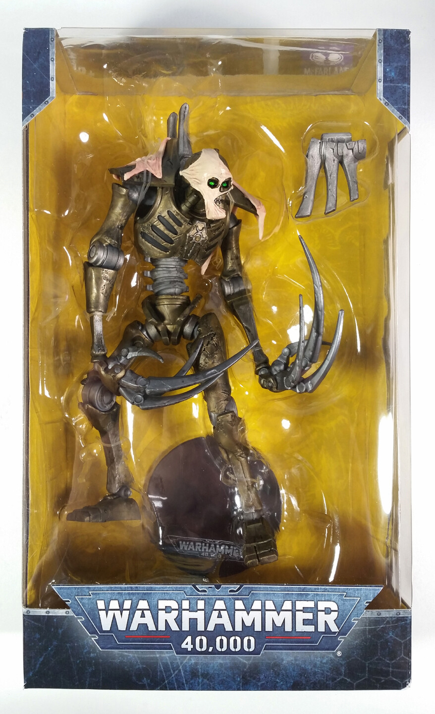 Warhammer 40K Necron Flayed One dipinto McFarlane Toys action figure nuovo