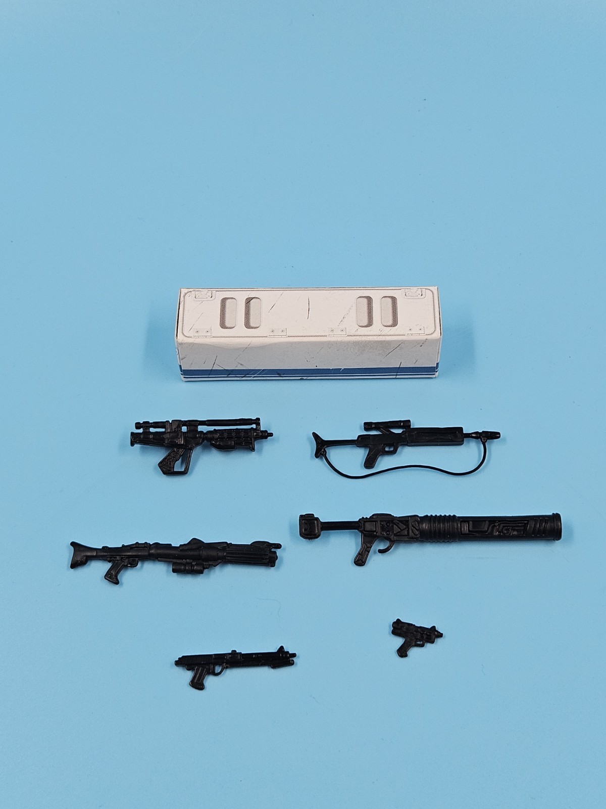 Star Wars figures Weapons Locker The Legacy Collection Saga Legends w/ 6 Weapons