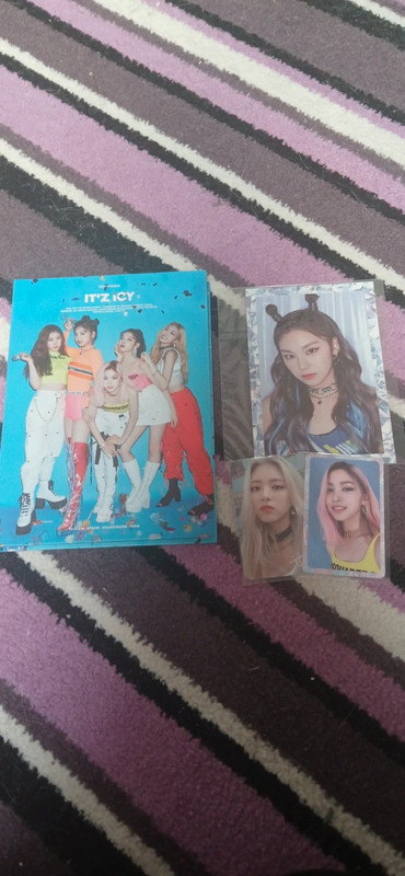 Itzy it'z icy album