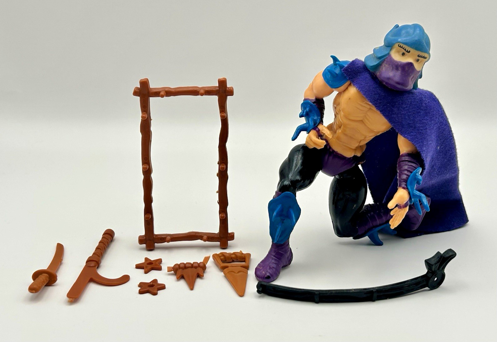 Modellino vintage Playmates Toys TMNT Shredder 1988 con spada stelle Nunchaku