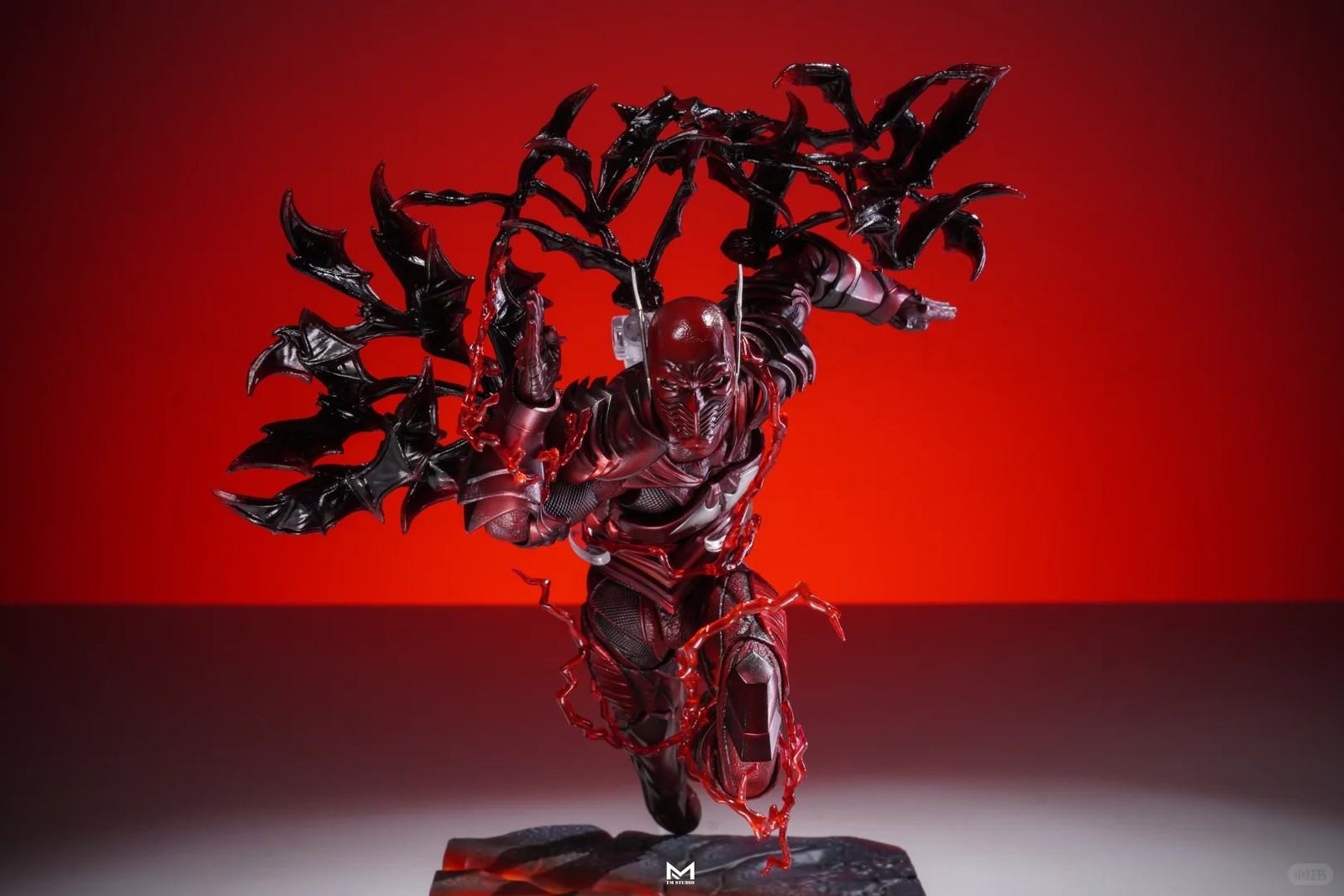 Modellino Batman Red Death Dark Nights Metal 1/12 nuovo in magazzino LPZZ