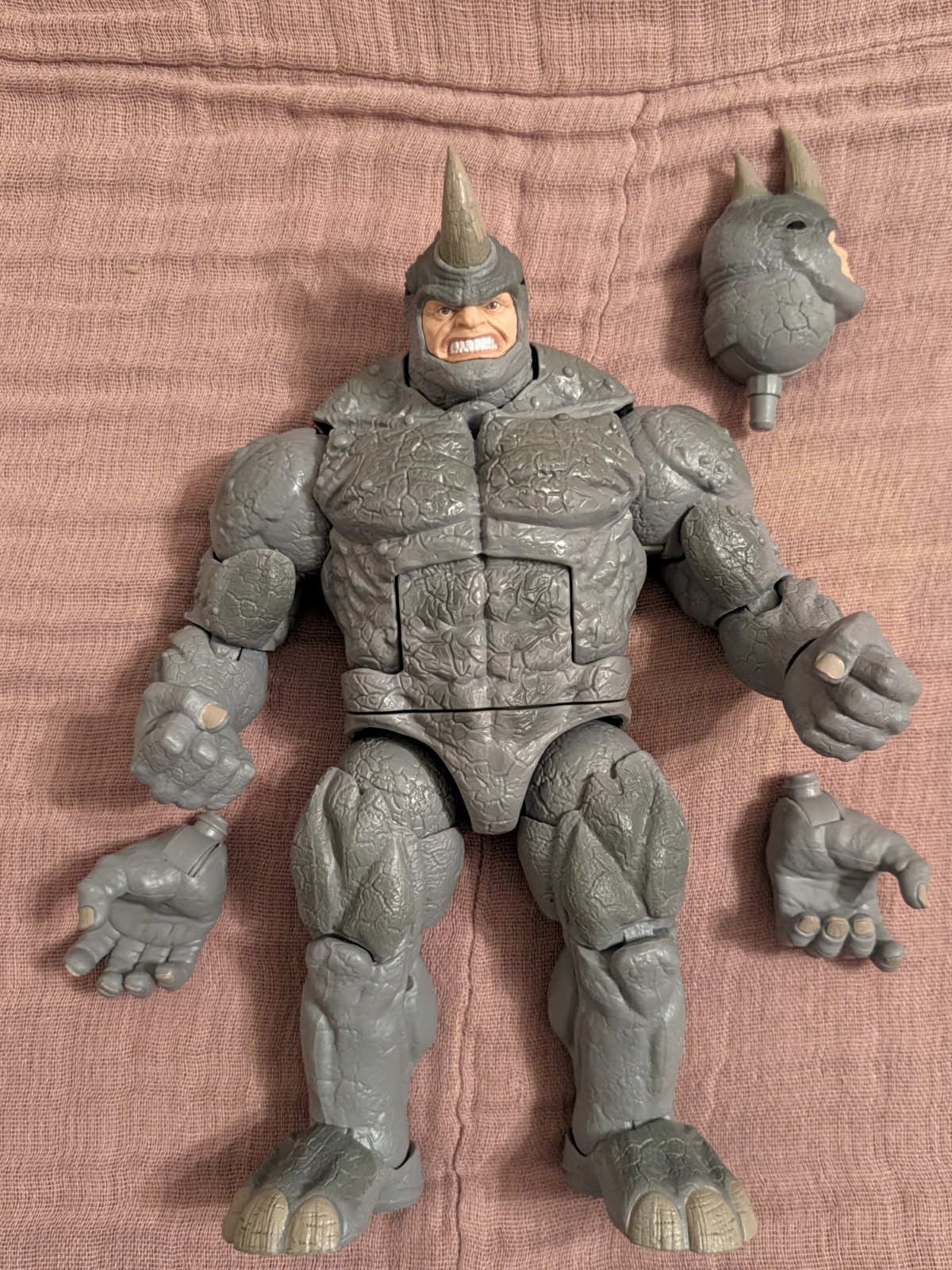 Marvel Legends Retro Collection Modellino Marvel's Rhino 6"