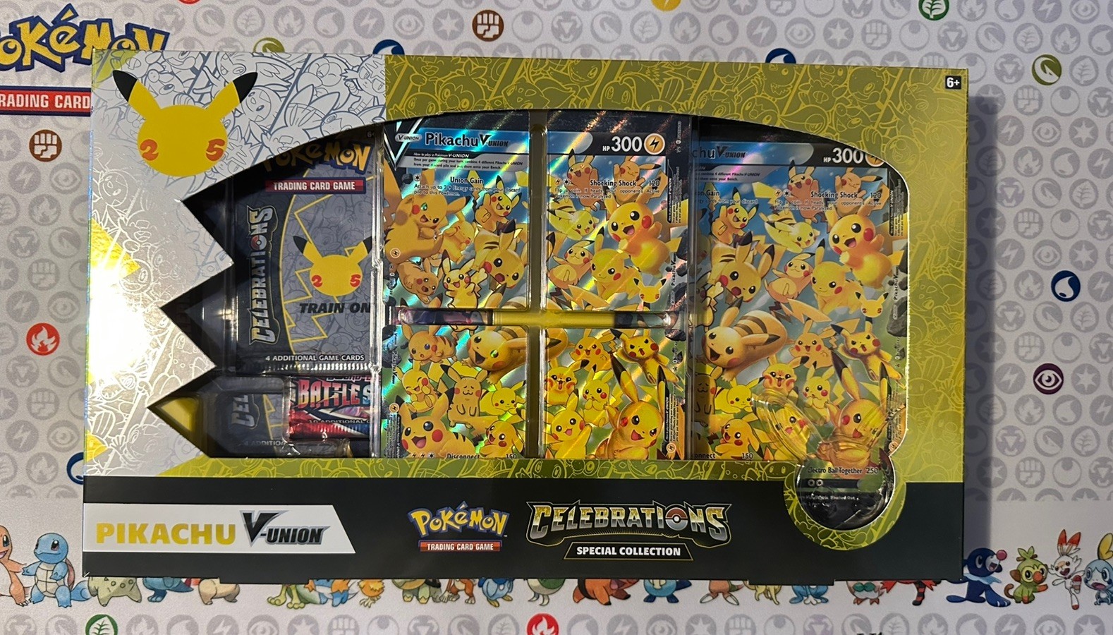 Pokemon TCG Celebrazioni V Memories Collection Box Sylveon Charizard SIGILLATO