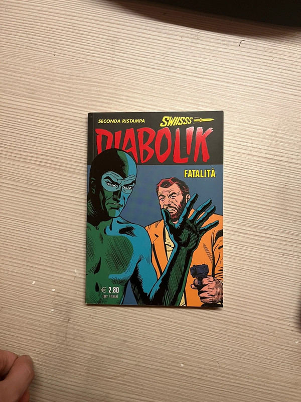 fumetto diabolik n. 327