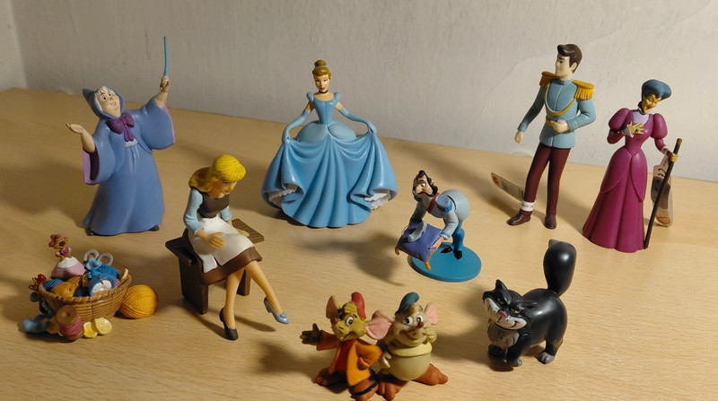 Lotto 10 Figure Cenerentola Disney Bullyland - Set Completo Rarissimo Con Topini e Lucifero