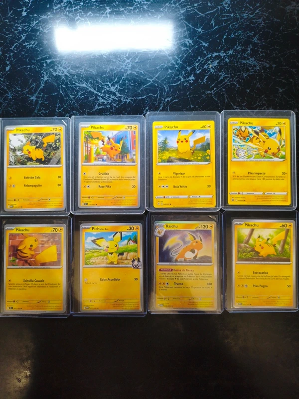Lote cartas de Pikachus