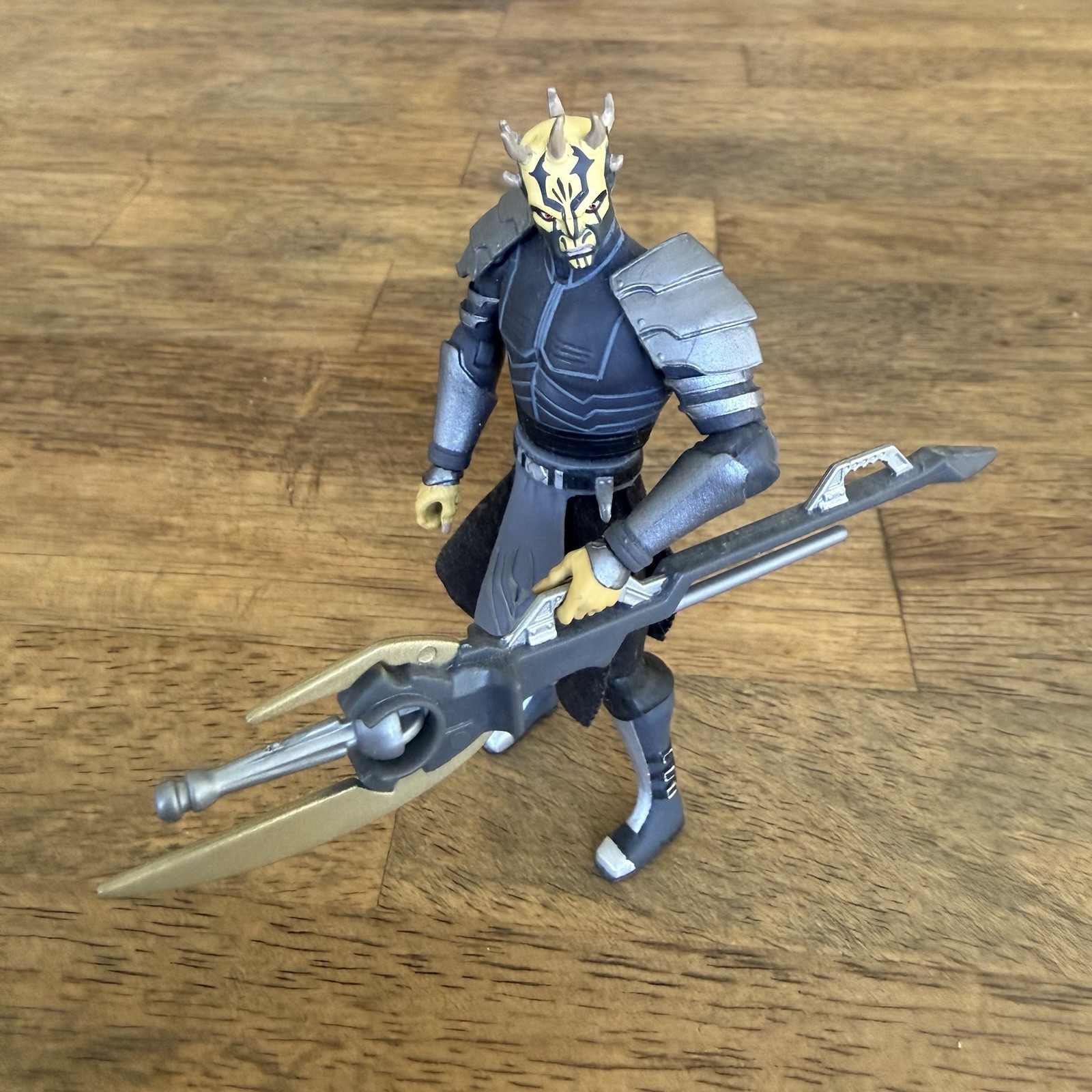 Star Wars Clone Wars Modellino SAVAGE OPRESS ARMORED 3,75" Completo Ascia CW59
