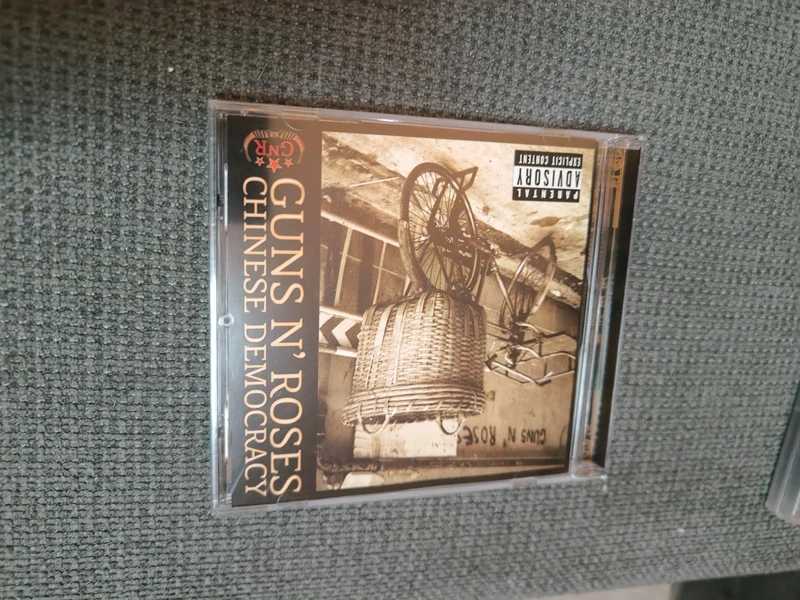 Cd Chinese democraty guns n roses