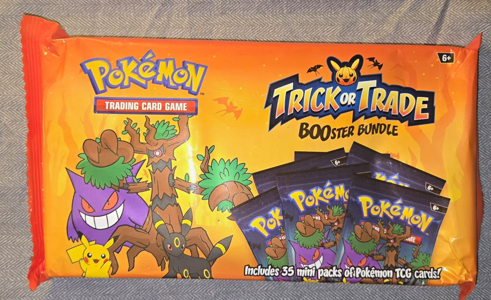 Pokemon Trick or Trade Halloween Booster Bundle 2024 35 mini confezioni sigillo di fabbrica