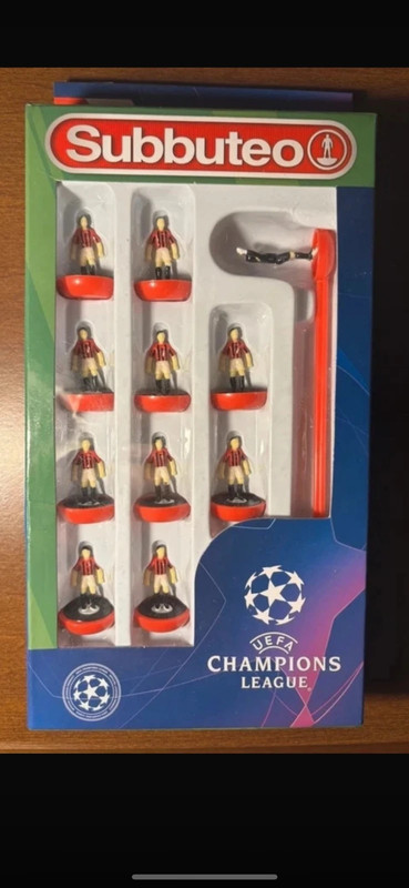 Subbuteo m