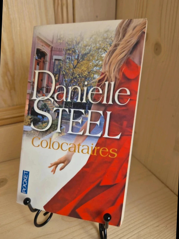 Colocataires de Danielle Steel