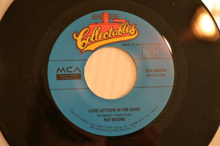 Pat Boone, Love Letters In The Sand / A Wonderful Time Up There, (7", Single, RE