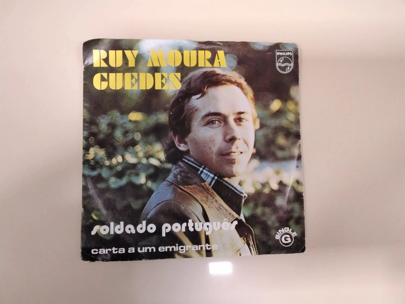 Vinil