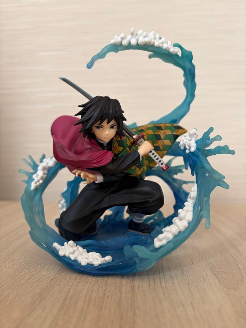 Figuarts ZERO Demon Slayer Giyu Tomioka Modellino da collezione
