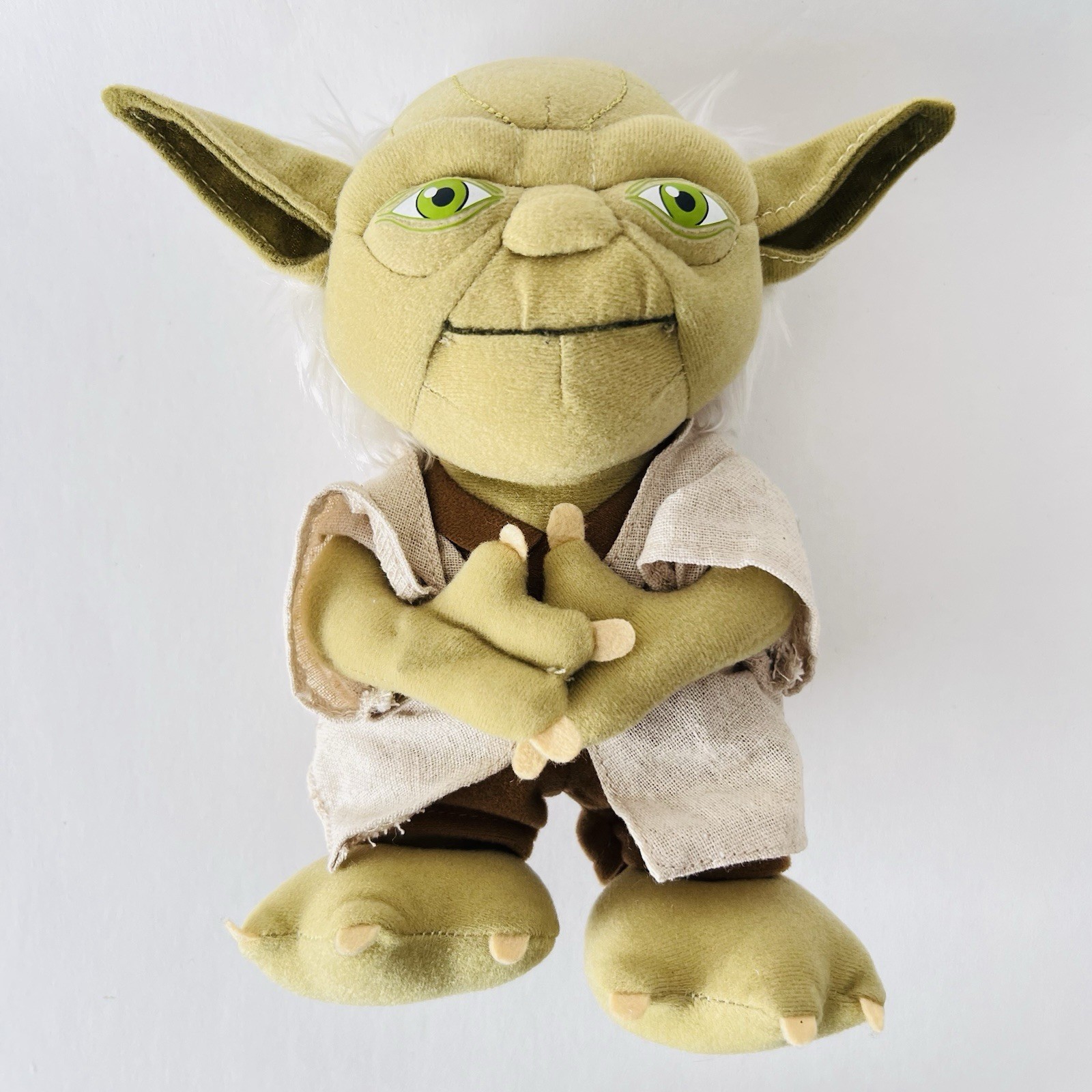 Star Wars The Force Awakens 9" Plush Talking YODA Battery Operated Toy