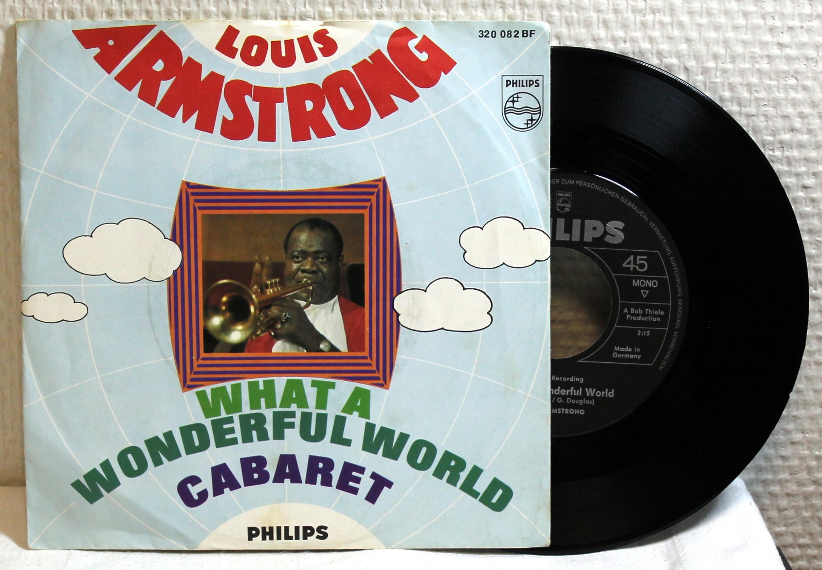 7" Vinyl - LOUIS ARMSTRONG - What a wonderful World / Cabaret