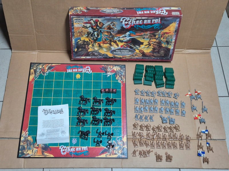 Jeu société Boardgame Échec au roi Hasbro Parker 1998