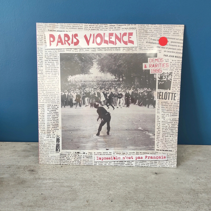 Paris violence impossible n'est pas français LP 33t ( timtim01310 )