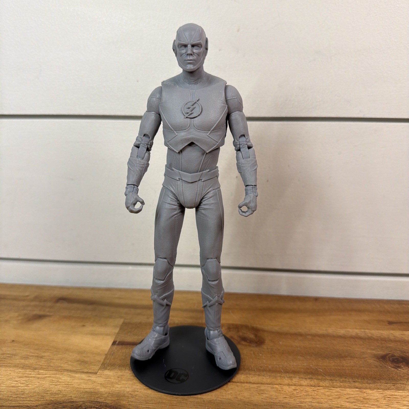 DC MULTIVERSE THE FLASH TV Show Platinum Edition personaggio GREY CHASE spedizione veloce!