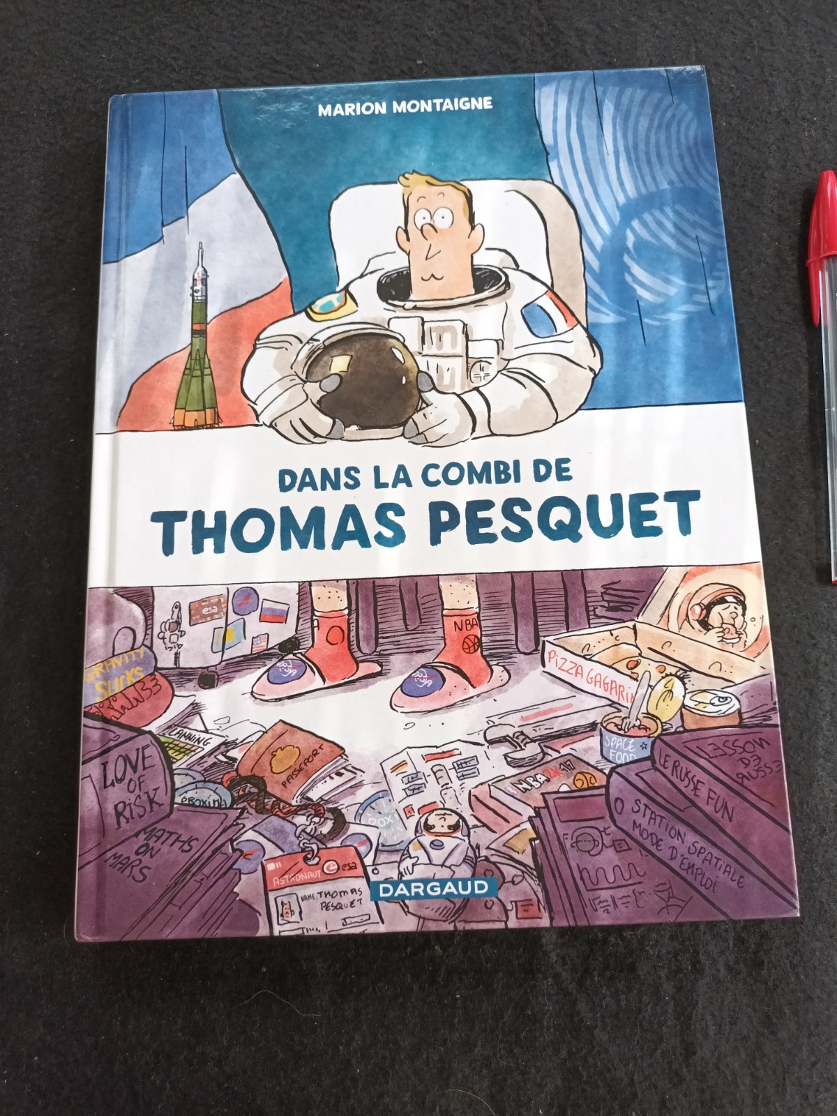 BD - DANS LA COMBI DE THOMAS PESQUET / MARION MONTAIGNE, DARGAUD