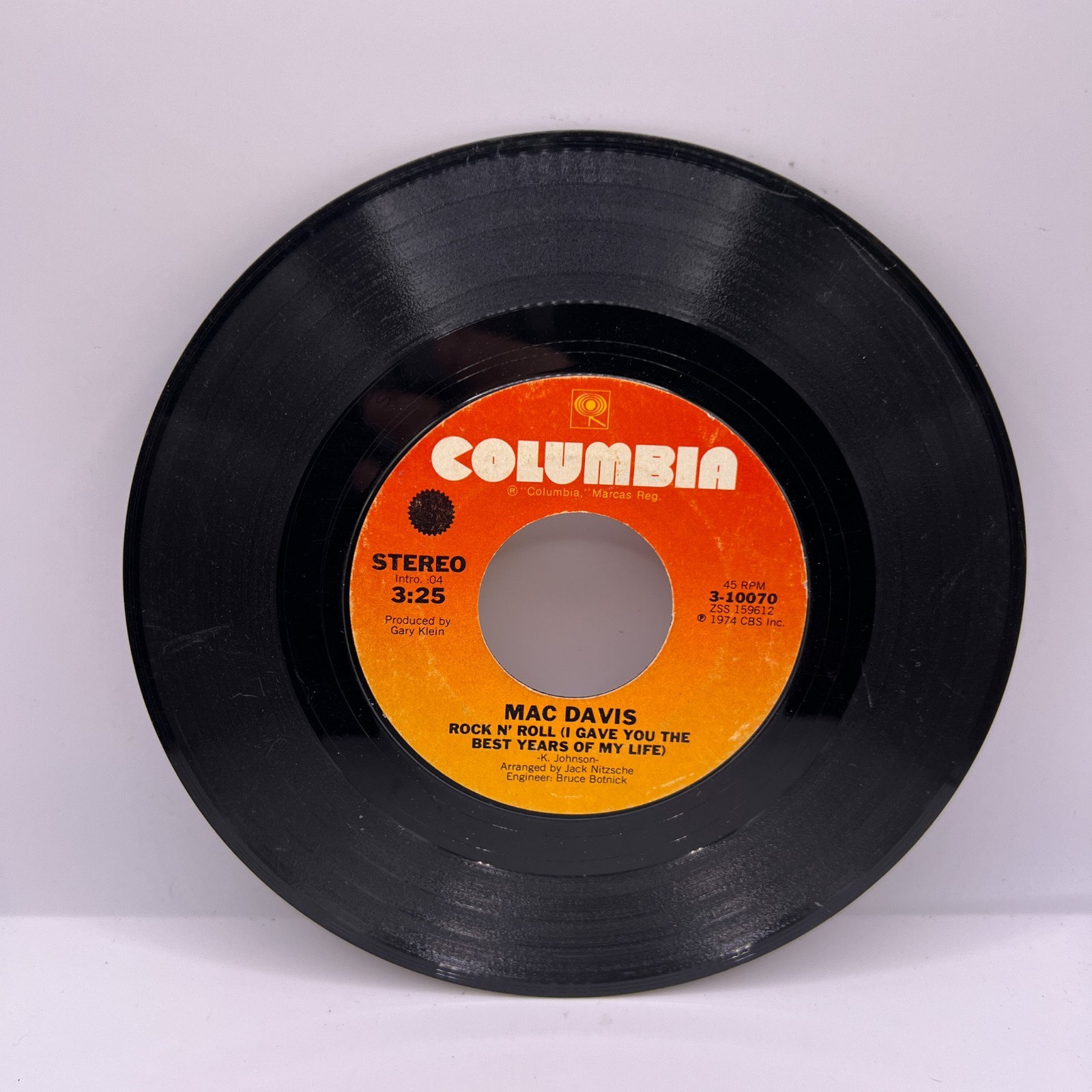 Vinyl 45 RPM Record - Mac Davis - Emily Suzanne / Rock 'N Roll