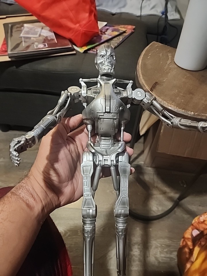 Vintage Carolco / T-800/ Terminator Endoskeleton 15 inch Figure