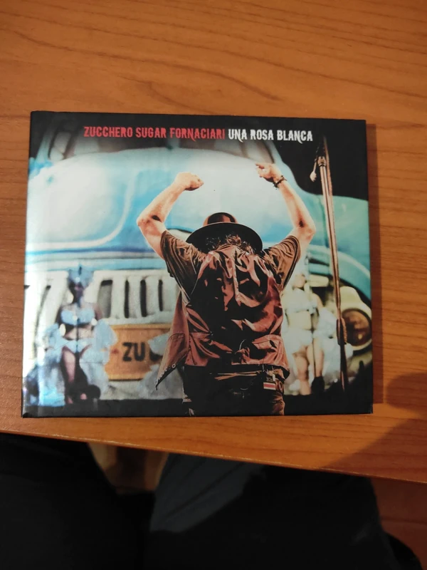 Doppio CD e singolo dvd