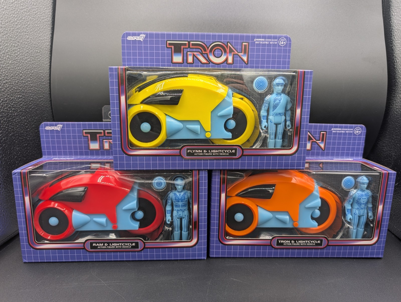 Disney Parks Super7 ReAction Figures Tron Lightcycle Set Rosso Giallo Arancione