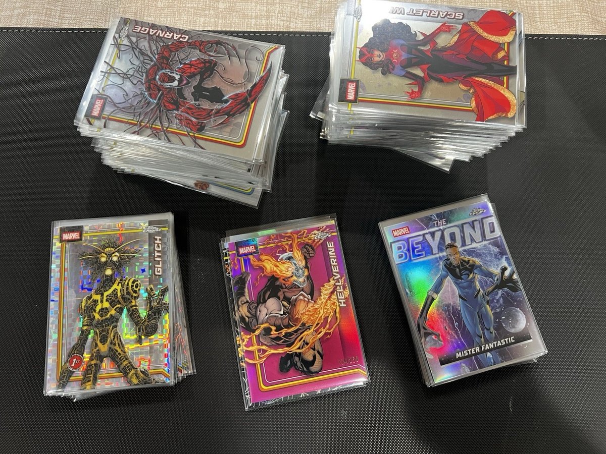 Lotto 150+ carte Topps Chrome Marvel 2026