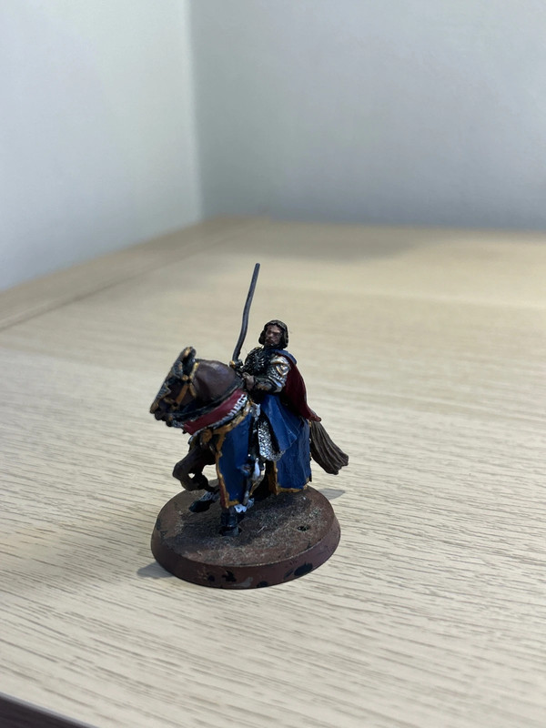 Warhammer seigneur des anneaux - Aragorn roi monte élèvera