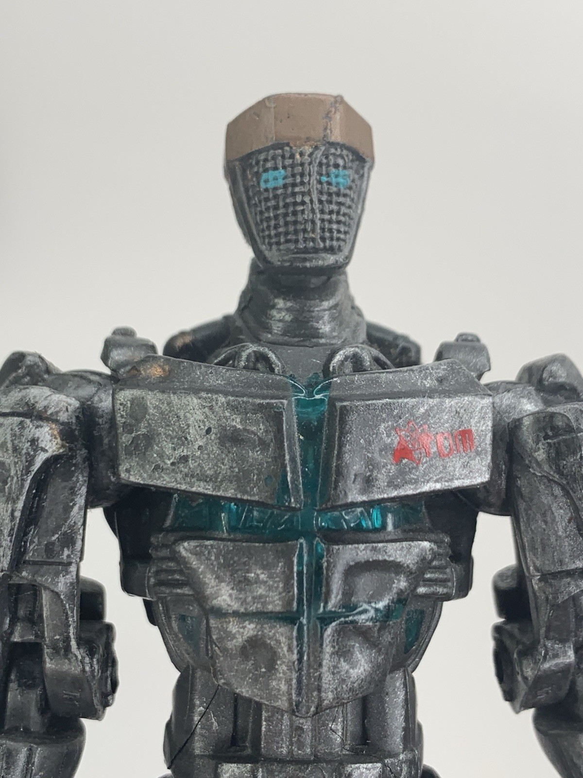 Jakks Pacific 2011 Real Steel Atom Junkyard Bot 5-inch Action Figure