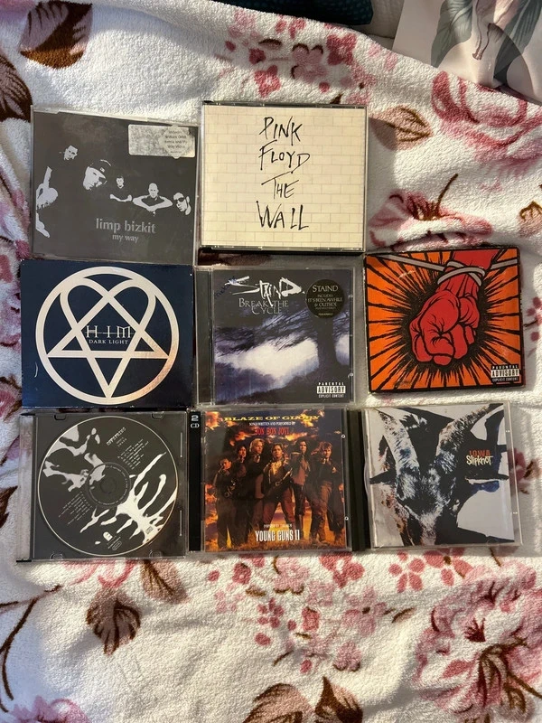 CD rock / metal Staind, Metallica, Pink Floyd, Slipknot, The offspring, HIM, Bon Jovi, Limp bizkit