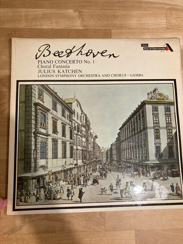 Beethoven: Piano Concerto No. 1 / Choral Fantasia eseguito da Julius Katchen con la London Symphony