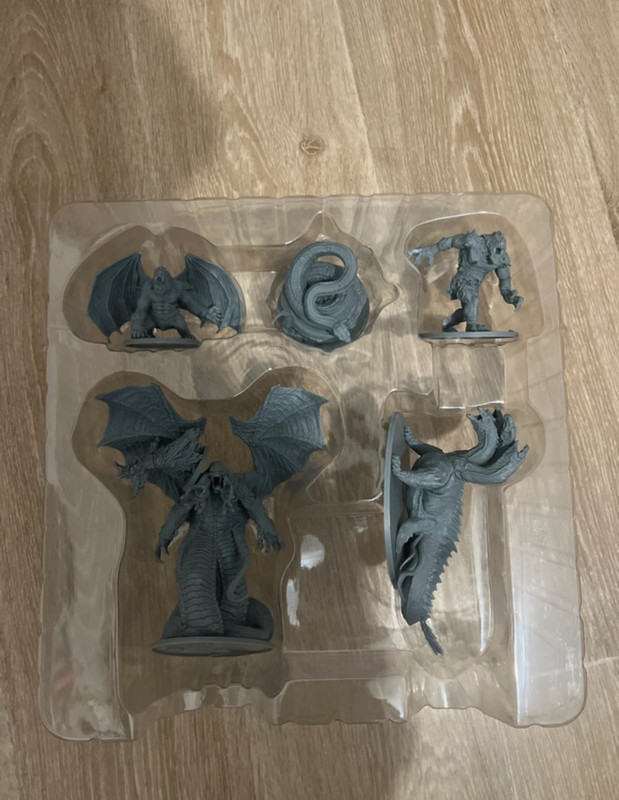 Figurine Conan the conqueror/ Conan le  conquérant