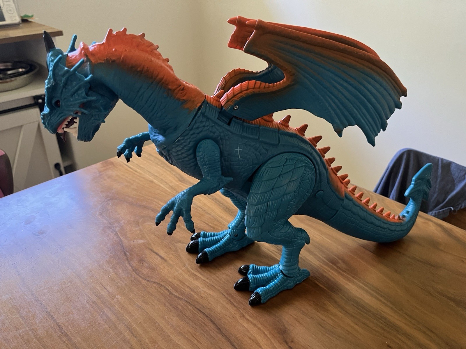 Dragon I Toys Adventure Force Mighty Megasaur Dragon Walking Roaring Untested G