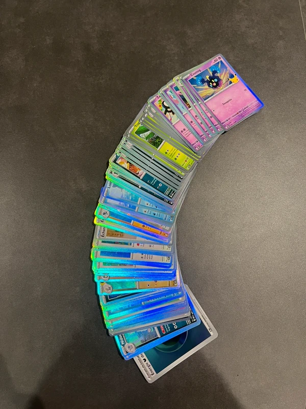 Lot de Cartes Pokémon 30 ans Communes (97 cartes)